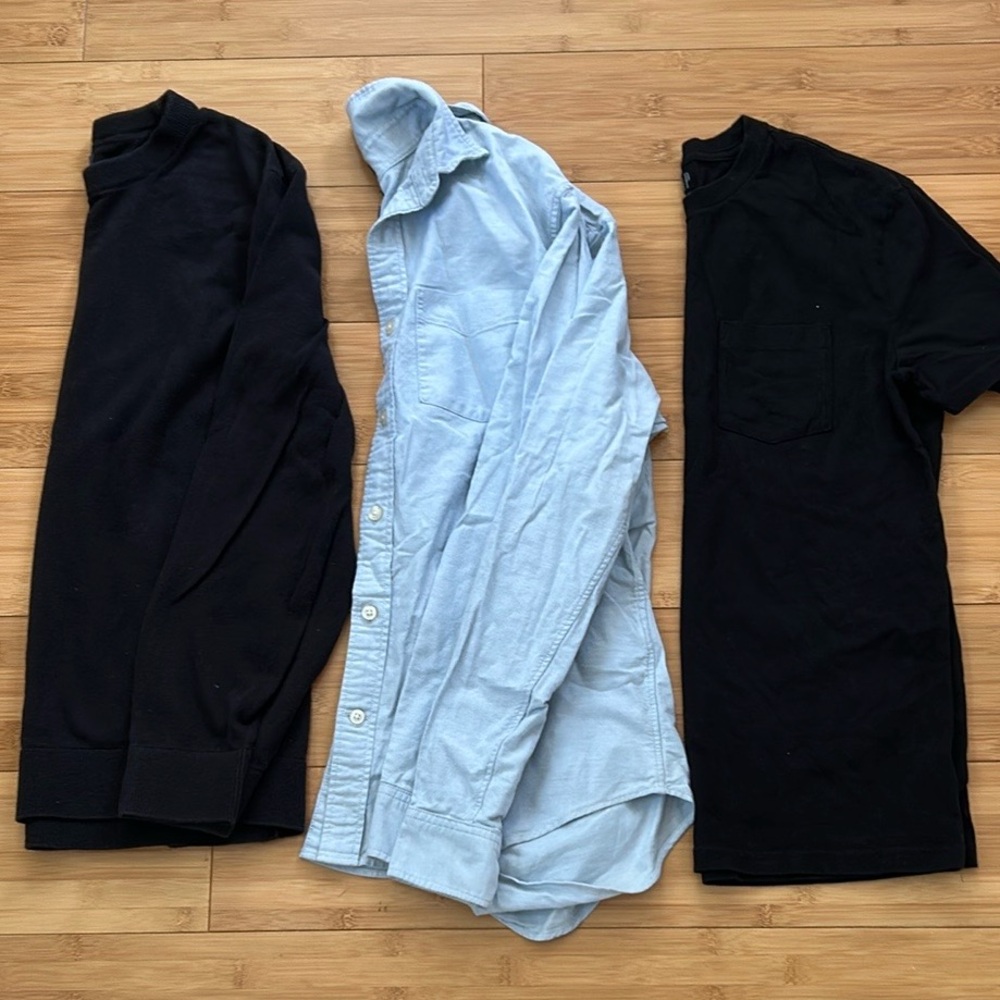 GAP Men's Black sweater, black s/s shirt, & light blue long sleeve button up XS